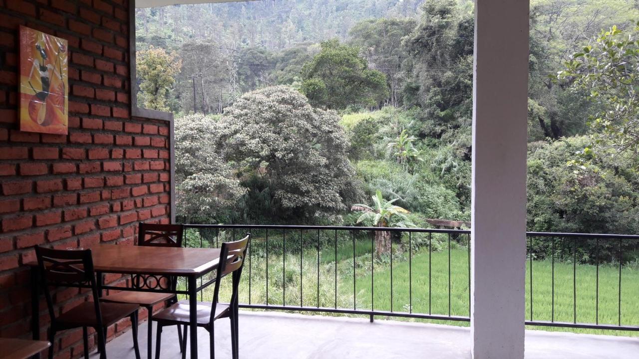 Ayubo Ella - Bed & Breakfast Ngoại thất bức ảnh